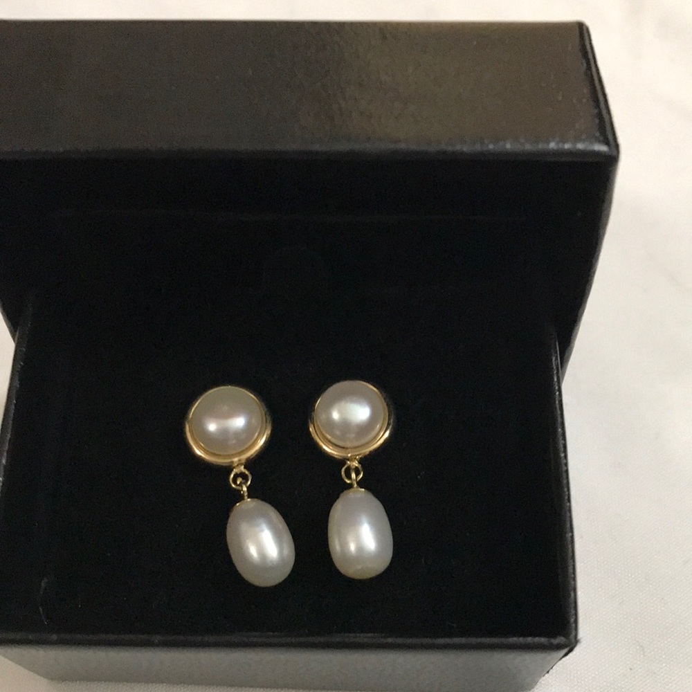 14k and cultured pearl earrings